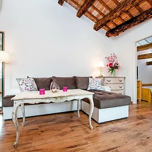 apartment-casa-alek.in-istria.net/